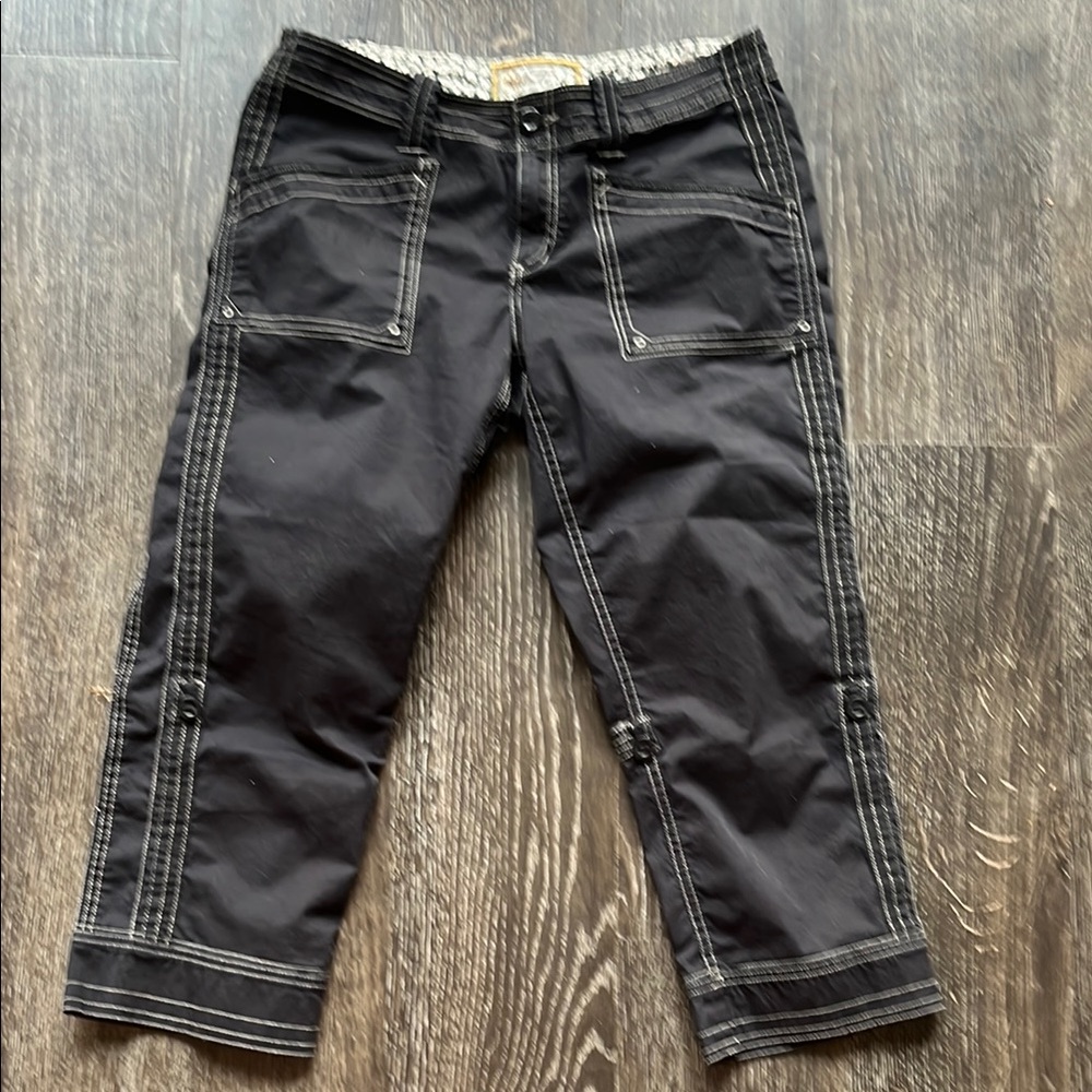 Aventura Organic Cotton Cropped Cargo